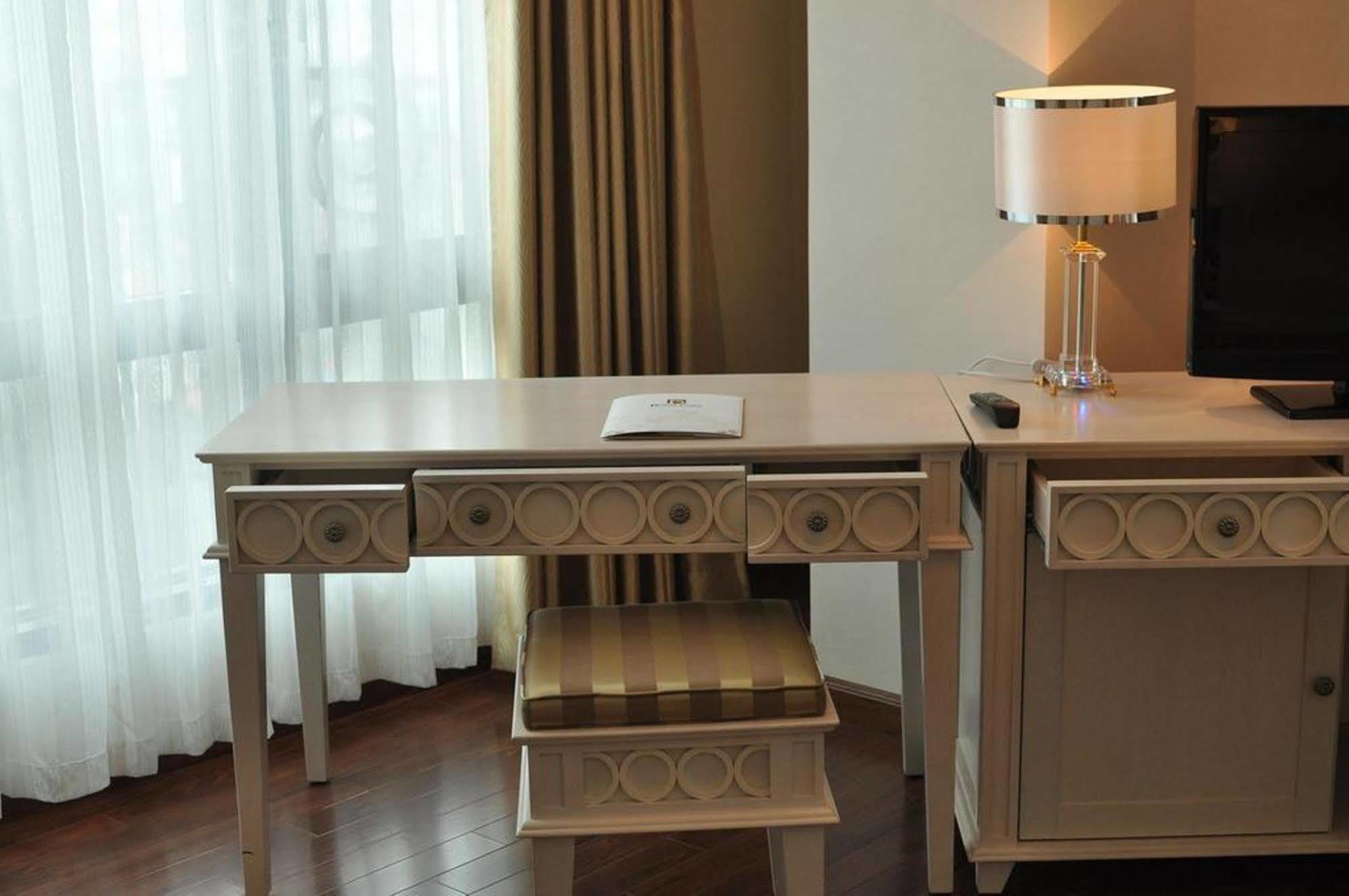 Royal Gate Hotel Hanoi Eksteriør bilde